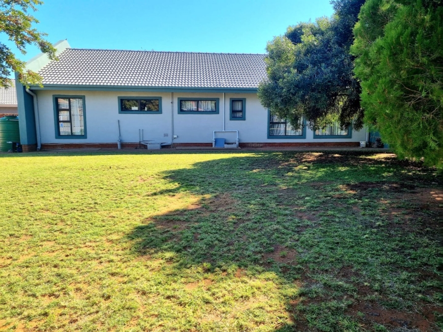 4 Bedroom Property for Sale in El Toro Park Northern Cape